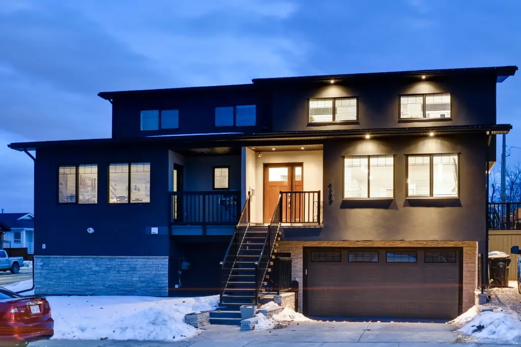 Duplex exterior